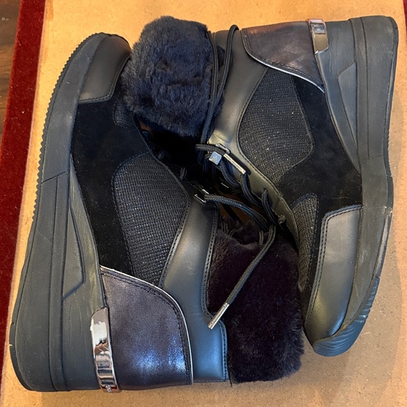 Michael Kors Sparkle Fabric, Faux Fur & leather, skater style lace up Booties - Picture 6 of 14